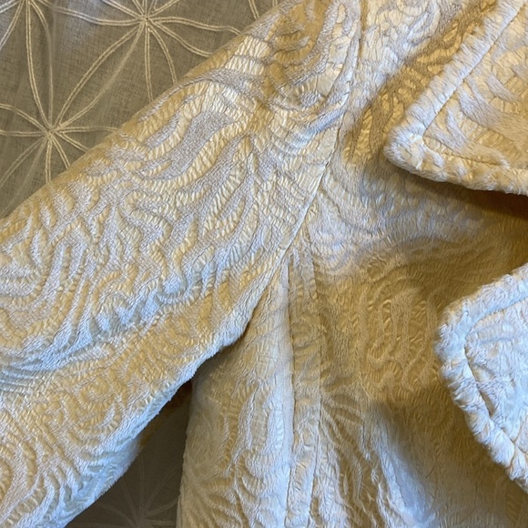 WHBM Mid Length Coat - Picture 5 of 10